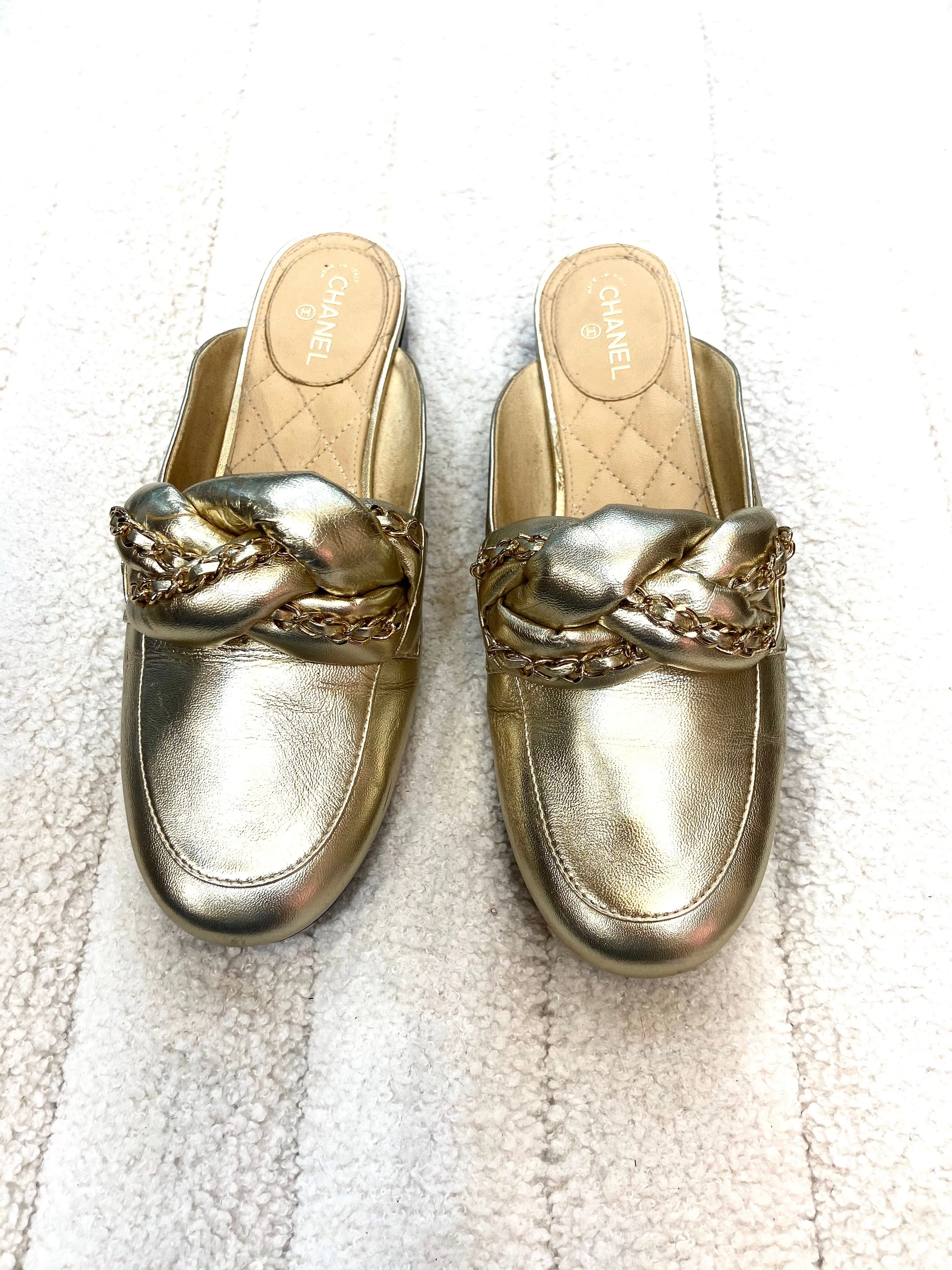 CHANEL METALLIC LAMBSKIN BRAIDED CHAIN MULES