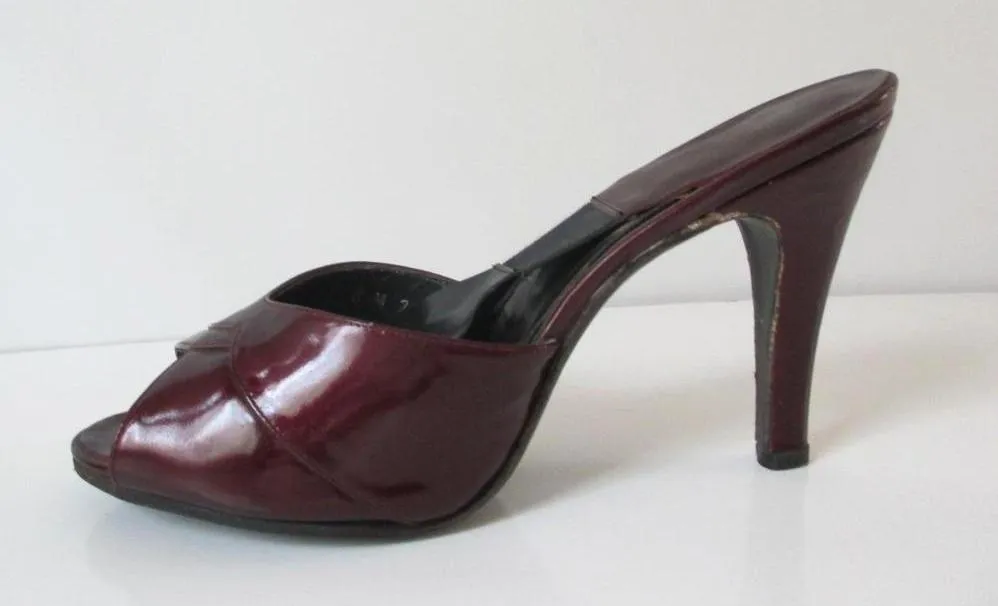 Vintage 70's Red Burgundy Patent Leather Springolator Heels Shoes 8