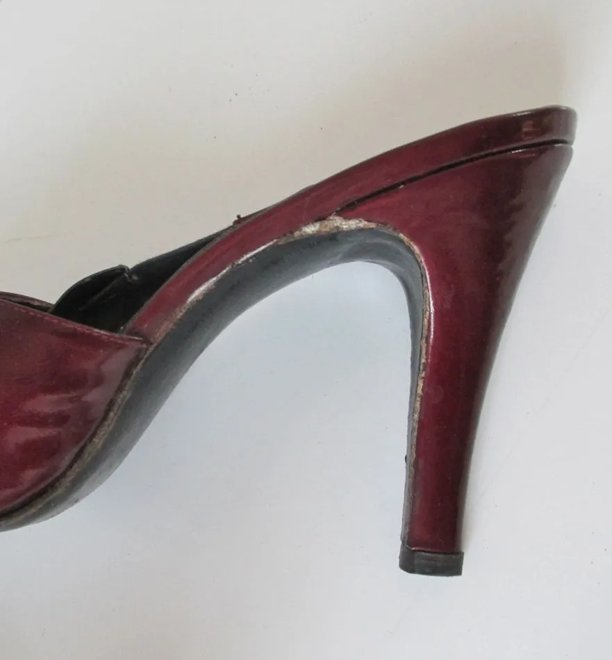 Vintage 70's Red Burgundy Patent Leather Springolator Heels Shoes 8